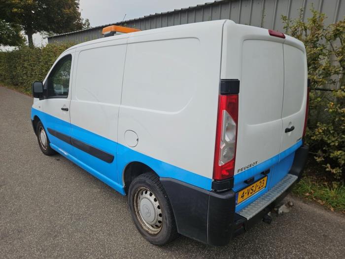 Peugeot Expert 2.0 HDiF 16V 130 Schadevoertuig (2011)