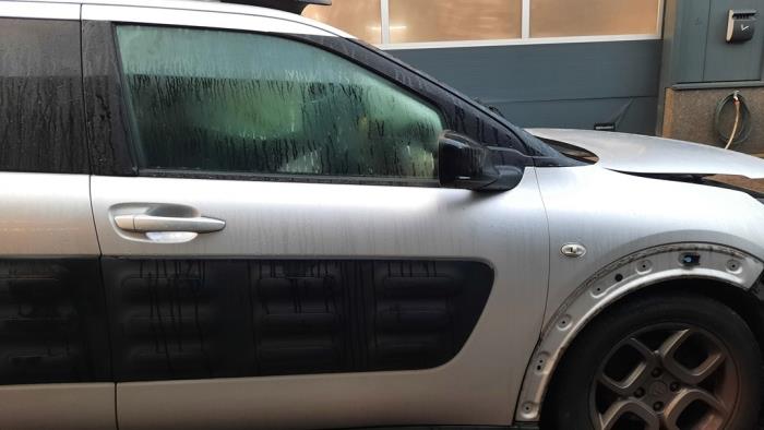 Citroen C4 Cactus 1.2 PureTech 82 12V Skrotfordon (2015, GRIJS)