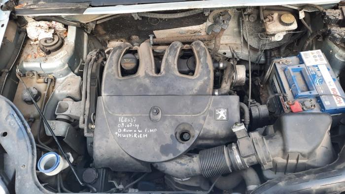 Peugeot Partner 1.9D Skrotfordon (2004, NIET VAN TOEPASSING)