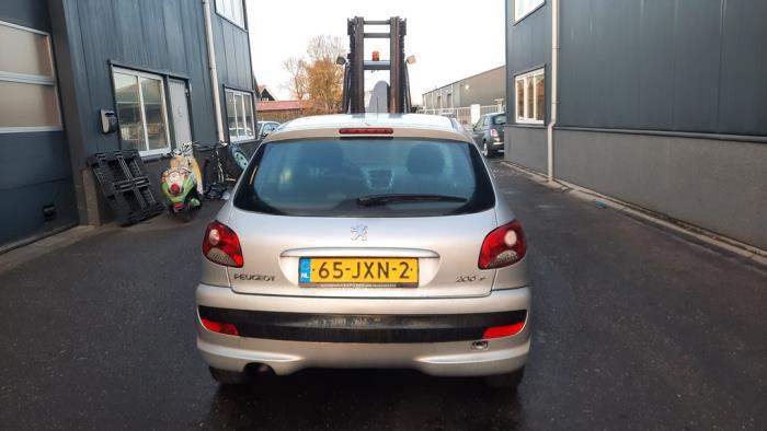 Peugeot 206+ 1.4 XS Skrotfordon (2009, GRIJS)
