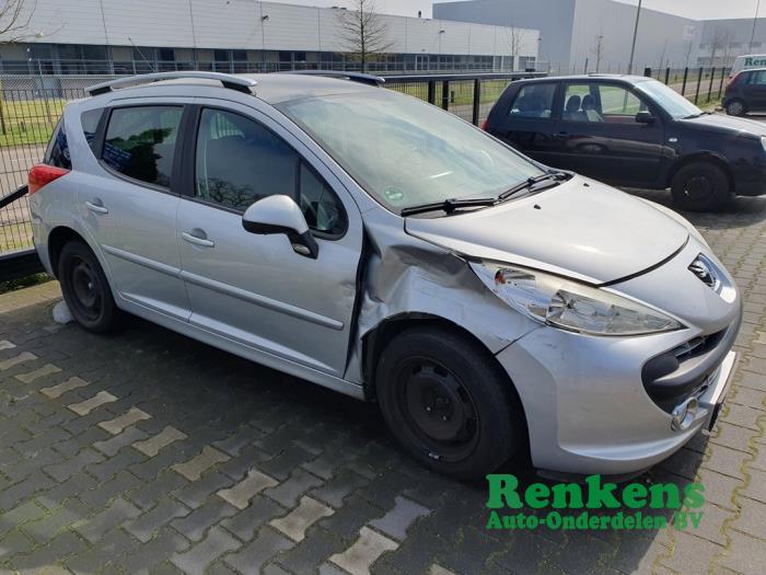 Peugeot 207 SW 1.6 16V Sloopvoertuig (2009, Zilver)