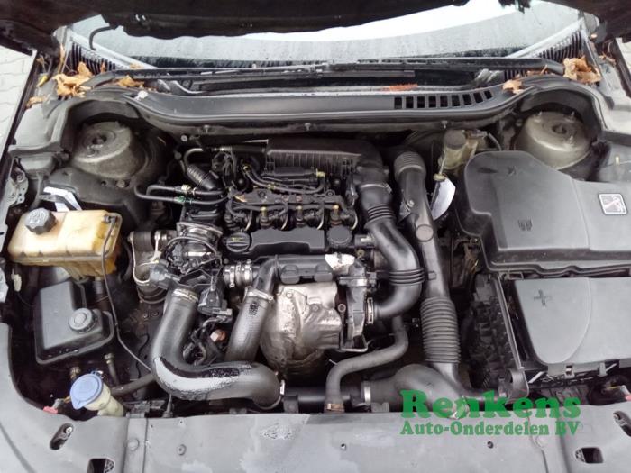 Citroen C5 III Berline 1.6 HDiF 16V Sloopvoertuig (2010, Zwart)