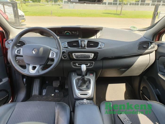 Renault Scénic III 2.0 16V CVT Salvage vehicle (2012, Red)