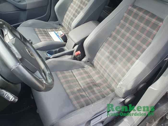 Volkswagen Golf V 2.0 GTI 16V FSI Turbo Sloopvoertuig (2008, Zwart)