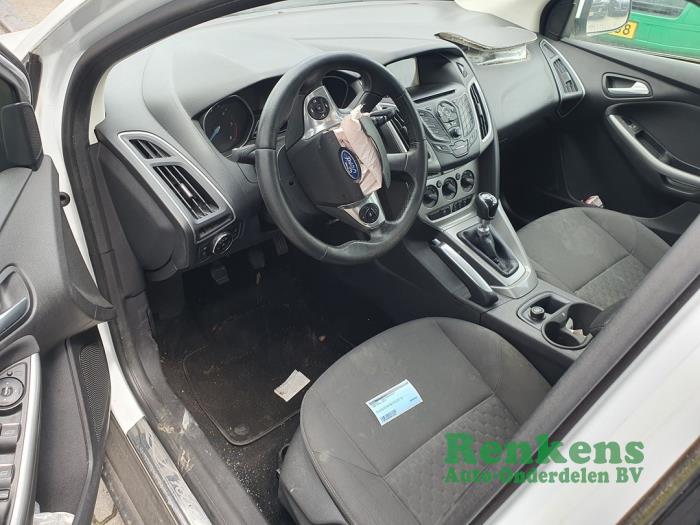 Ford Focus 3 Wagon 1.6 TDCi 115 Sloopvoertuig (2013, Wit)