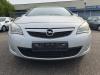 Opel Astra J 2.0 CDTI 16V 160 Ecotec Skrotfordon (2012, ZILVER)