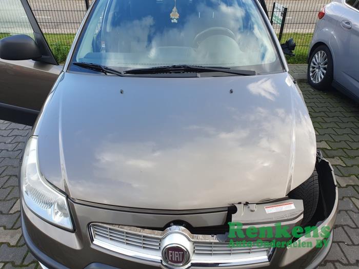 Fiat Sedici 1.6 16V Salvage vehicle (2011, Brown)