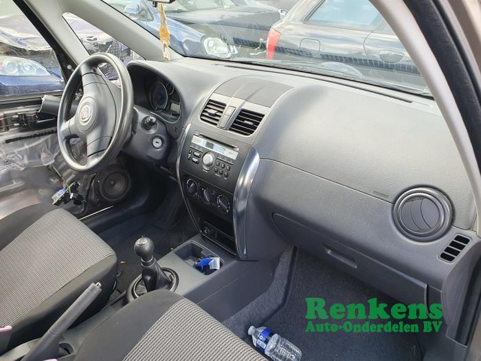 Fiat Sedici 1.6 16V Salvage vehicle (2011, Brown)