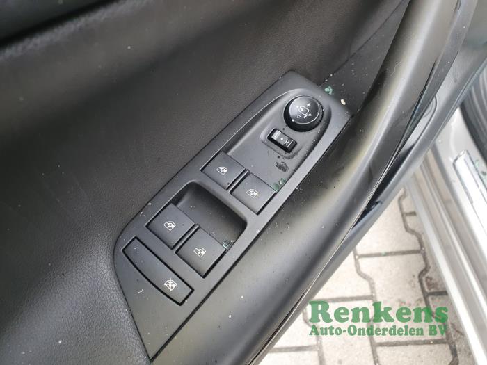 Opel Astra K Sports Tourer 1.0 Turbo 12V Skrotfordon (2017, GRIJS)