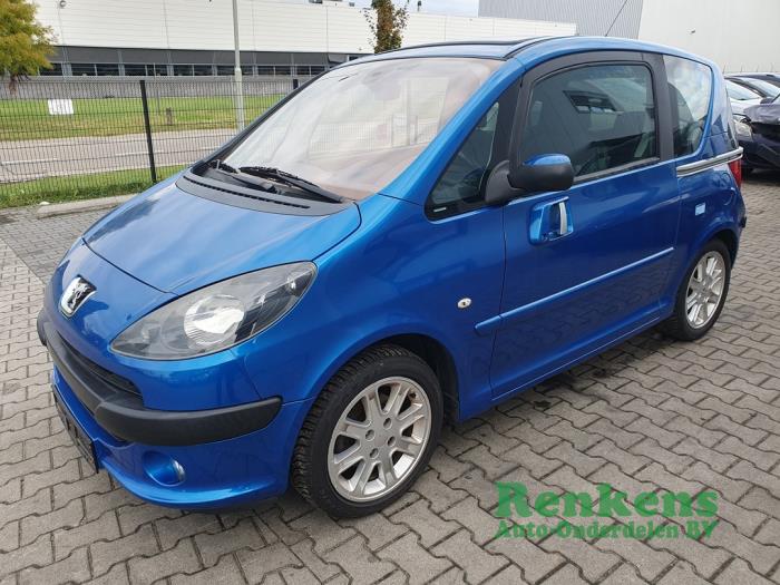 Peugeot 1007 1.6 GTI,Gentry 16V Samochód złomowany (2005, Niebieski)