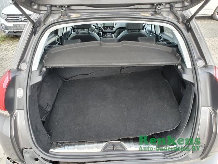 Peugeot 2008 1.2 12V e-THP PureTech 110 Sloopvoertuig (2016, Grijs)