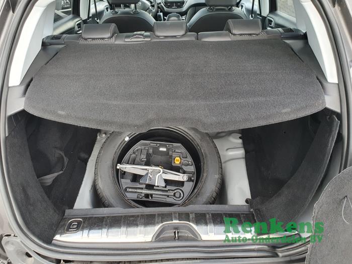 Peugeot 2008 1.2 12V e-THP PureTech 110 Sloopvoertuig (2016, Grijs)