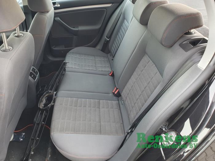 Volkswagen Golf V 1.6 FSI 16V Skrotfordon (2007, ZWART)