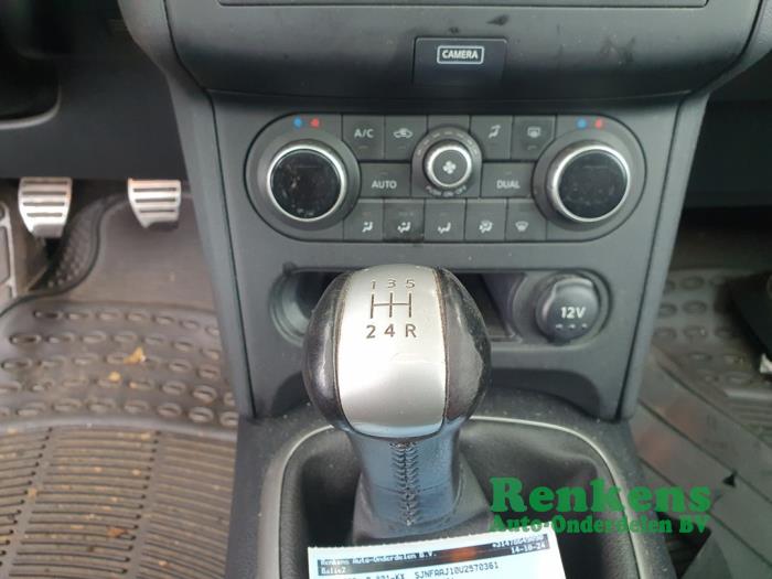 Nissan Qashqai 1.6 16V Skrotfordon (2012, GRIJS)