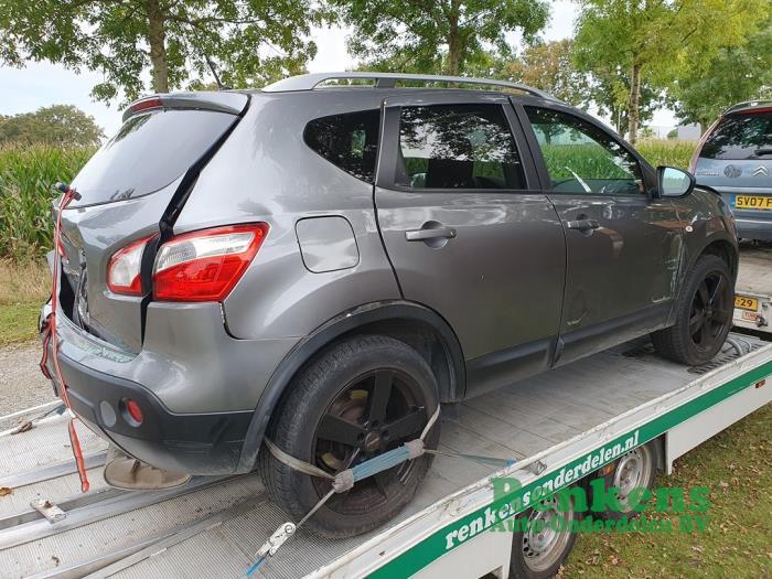 Nissan Qashqai 1.6 16V Skrotfordon (2012, GRIJS)