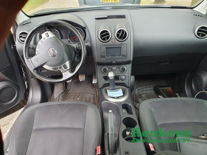 Nissan Qashqai 1.6 16V Skrotfordon (2012, GRIJS)