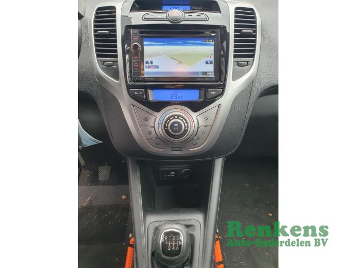 Hyundai iX20 1.6i 16V Épave (2011, Gris)