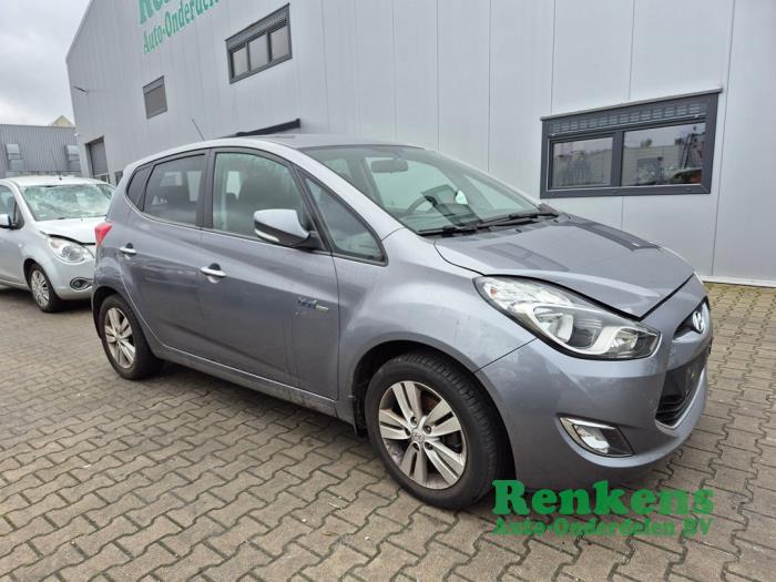 Hyundai iX20 1.6i 16V Épave (2011, Gris)