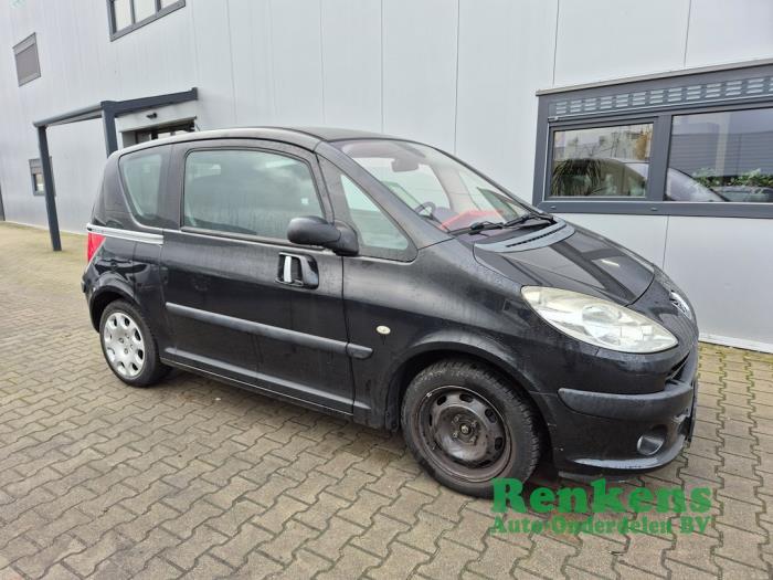 Peugeot 1007 1.4 Sloopvoertuig (2006, Zwart)
