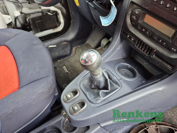 Peugeot 1007 1.4 Sloopvoertuig (2006, Zwart)