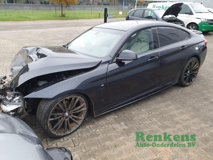 BMW 4 serie Gran Coupe 418i 1.5 TwinPower Turbo 12V Skrotfordon (2018, ZWART)