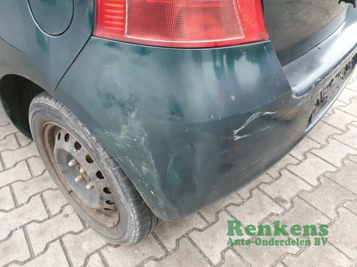 Toyota Yaris II 1.0 12V VVT-i Épave (2007, Vert)