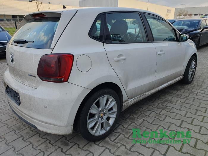 Volkswagen Polo V 1.2 TDI 12V BlueMotion Sloopvoertuig (2011, Wit)