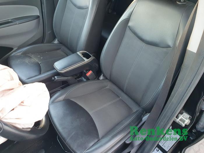 Opel Karl 1.0 12V Sloopvoertuig (2017, Zwart)