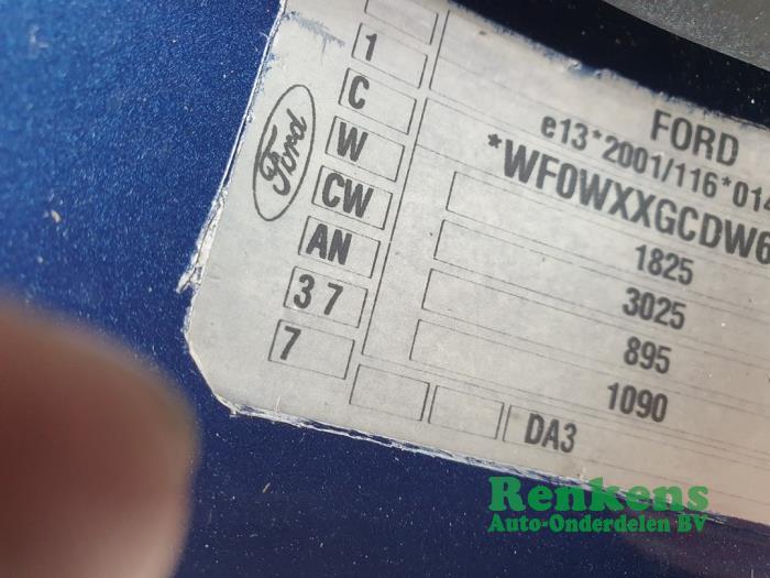 Ford Focus 2 Wagon 1.6 Ti-VCT 16V Skrotfordon (2007, BLAUW)