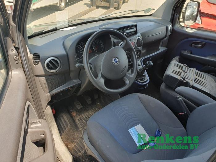 Fiat Doblo 1.4 Skrotfordon (2007, ANTRACIET)