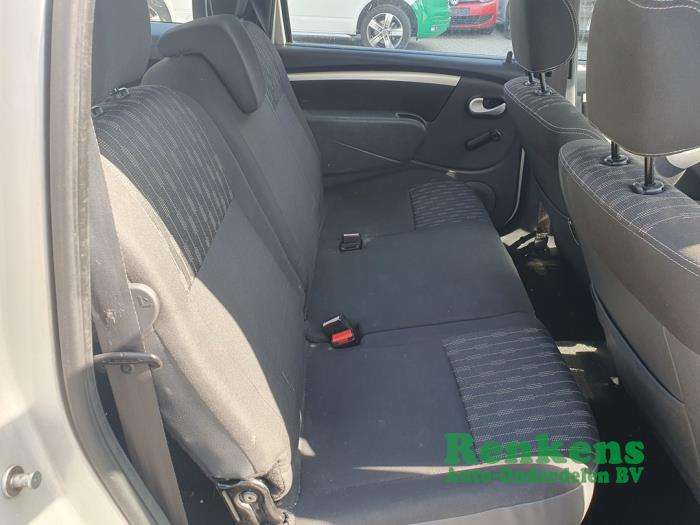 Dacia Logan MCV 1.6 MPI 85 Sloopvoertuig (2011, Zilver)