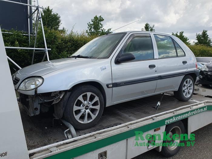 Citroen Saxo 1.1i X,SX Skrotfordon (2002, ZILVER)