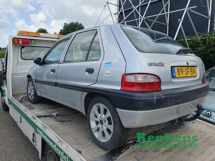 Citroen Saxo 1.1i X,SX Skrotfordon (2002, ZILVER)