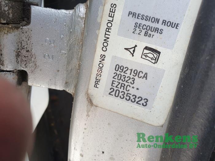 Citroen Saxo 1.1i X,SX Skrotfordon (2002, ZILVER)