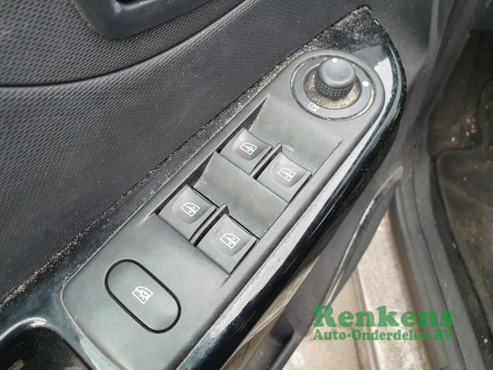 Renault Captur 0.9 Energy TCE 12V Sloopvoertuig (2014, Beige)