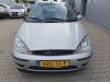 Ford Focus 1 1.6 16V Skrotfordon (2002, ZILVER)