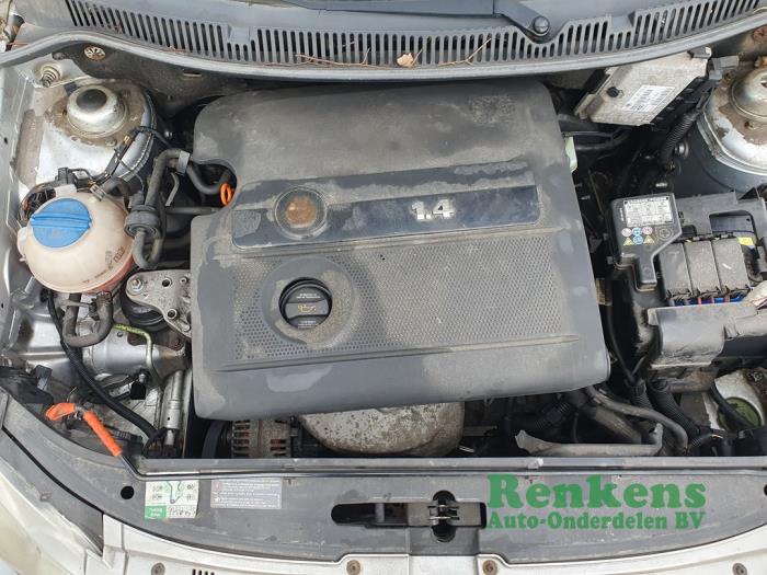 Volkswagen Polo IV 1.4 16V 75 Sloopvoertuig (2006, Zilver)