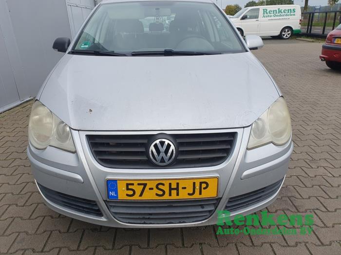 Volkswagen Polo IV 1.4 16V 75 Sloopvoertuig (2006, Zilver)