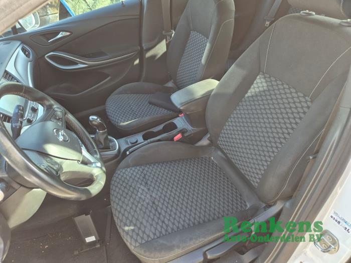 Opel Astra K 1.6 CDTI 110 16V Schadevoertuig (2017, Wit)