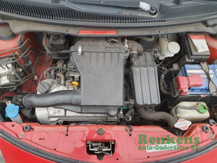 Suzuki Alto 1.0 12V Sloopvoertuig (2010, Rood)