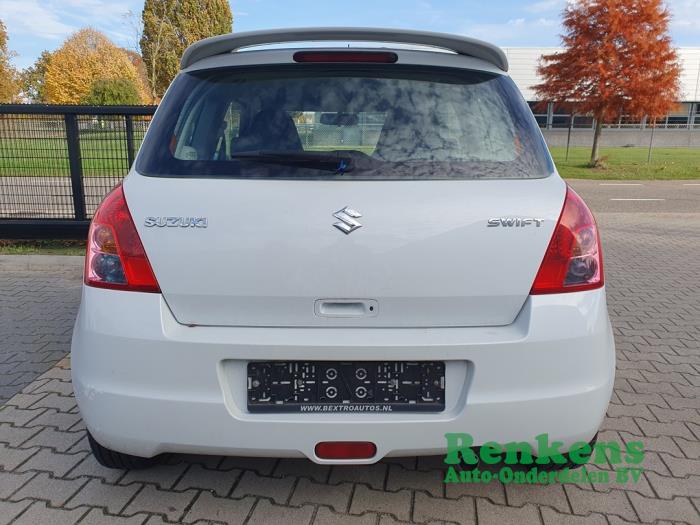 Suzuki Swift 1.3 VVT 16V Sloopvoertuig (2009, Wit)