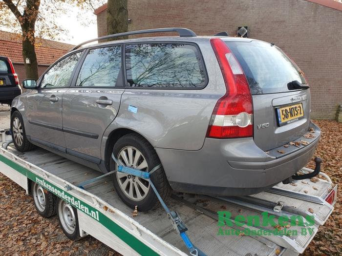 Volvo V50 2.4 20V Skrotfordon (2005, GRIJS)