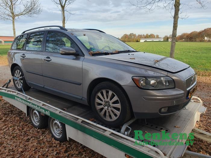 Volvo V50 2.4 20V Skrotfordon (2005, GRIJS)
