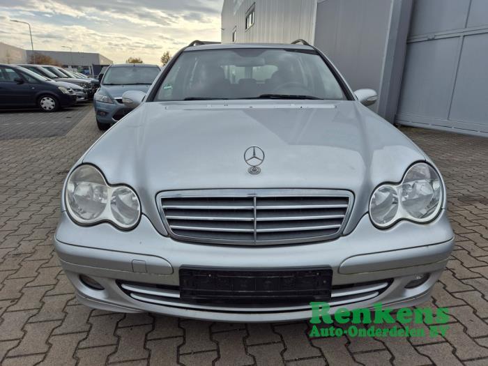 Mercedes C Combi 1.8 C-180K 16V Schadevoertuig (2006, Zilver)