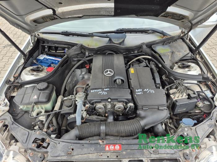 Mercedes C Combi 1.8 C-180K 16V Schadevoertuig (2006, Zilver)