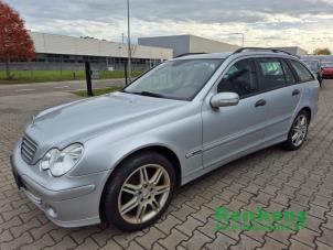 Mercedes C Combi 1.8 C-180K 16V  (Schade)