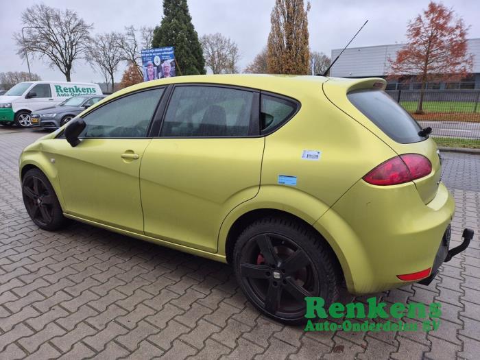Seat Leon 2.0 TFSI Cupra 16V Samochód złomowany (2008, Zólty)