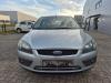 Ford Focus 2 1.6 TDCi 16V 110 Skrotfordon (2005, GRIJS)
