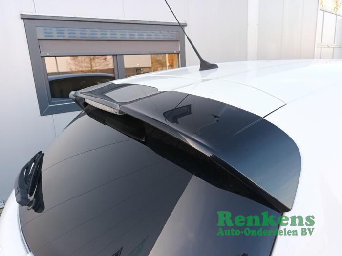 Peugeot 208 I 1.2 Vti 12V PureTech 82 Sloopvoertuig (2015, Wit)