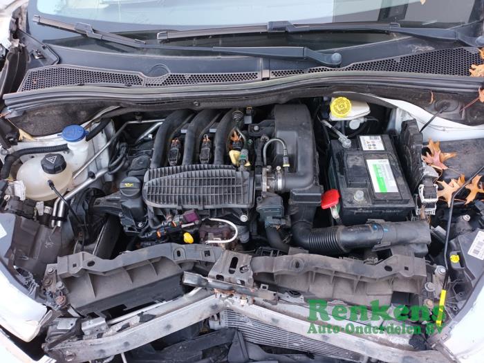 Peugeot 208 I 1.2 Vti 12V PureTech 82 Sloopvoertuig (2015, Wit)